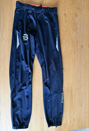 Langlaufhose Daehlie Junior schwarz Groesse 152