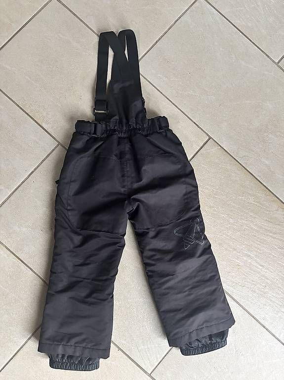 Pantaloni: Pantalon de ski enfant 5 ans – Usato da Ogens venduto da ced_qn5v 1