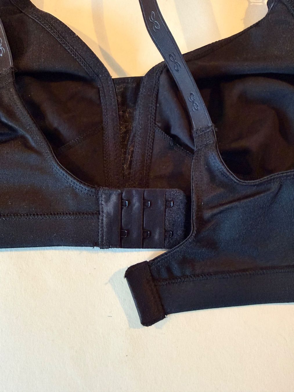 Hunkemöller Altra biancheria intima: HUNKEMÖLLER, BH SINGLE MOLD, Grösse 85D, Farbe Schwarz – Nuovo e nell'imballaggio originale da Rudolfstetten venduto da gst_g7xl 6
