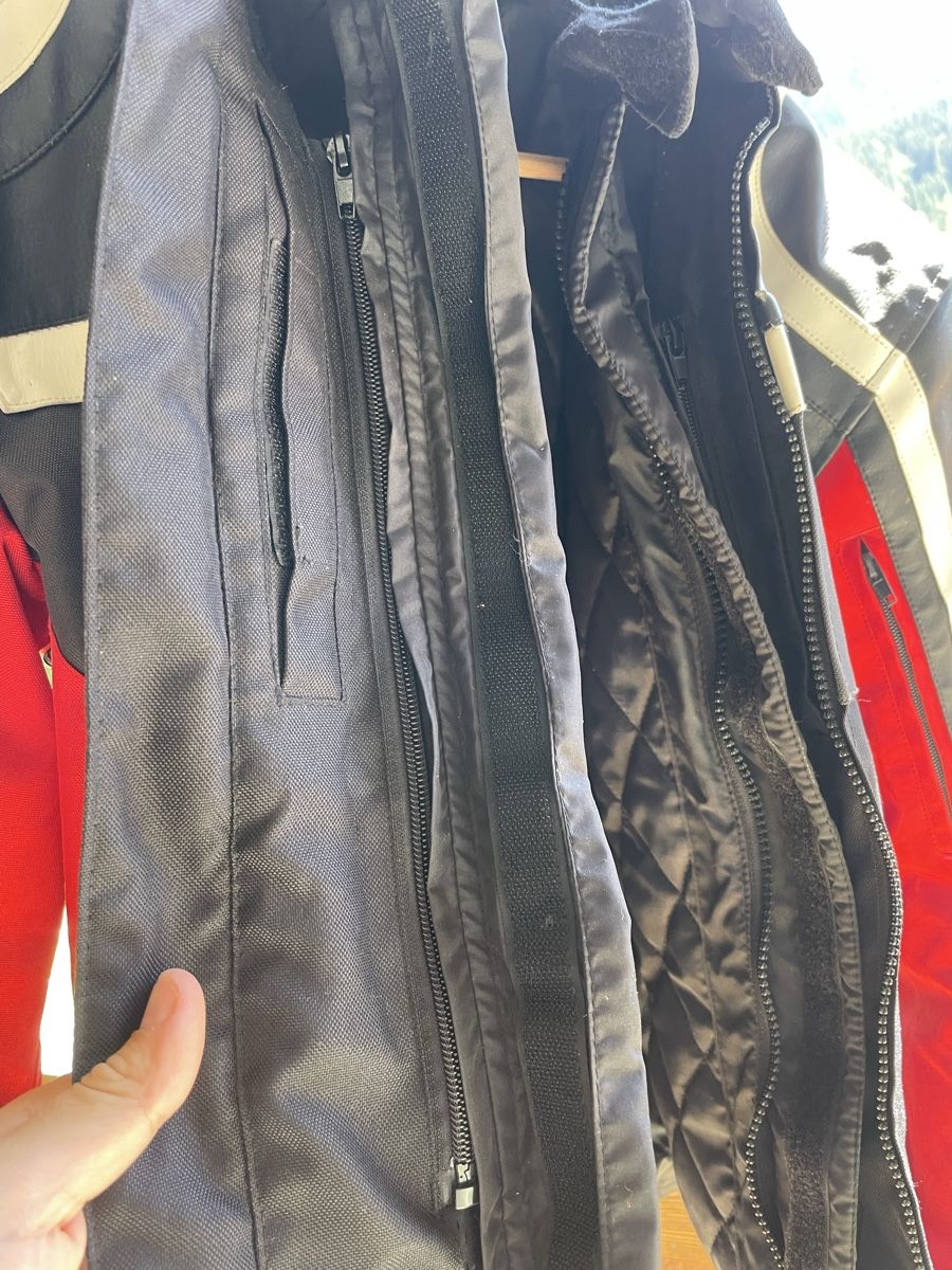 Giacche: Veste de moto taille S  – Usato da Jaun venduto da Totiii 4