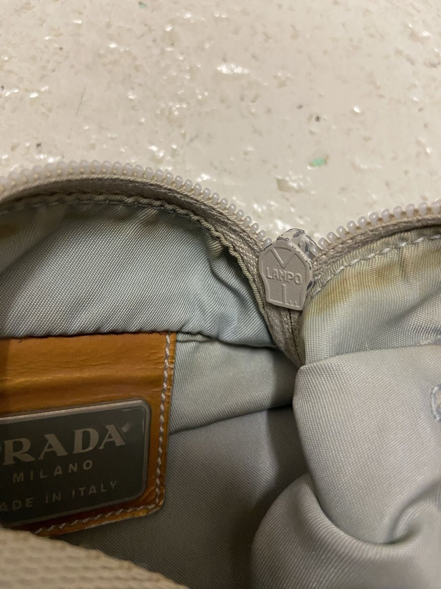 Prada Borse: Prada Schultertasche – Usato da Wimmis venduto da keitaa.4 6