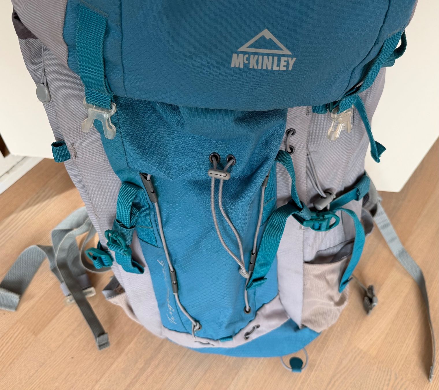 Mckinley Zaini: MCKinley Wanderrucksack Cerro 25 Liter – Usato da Uster venduto da Koralle6