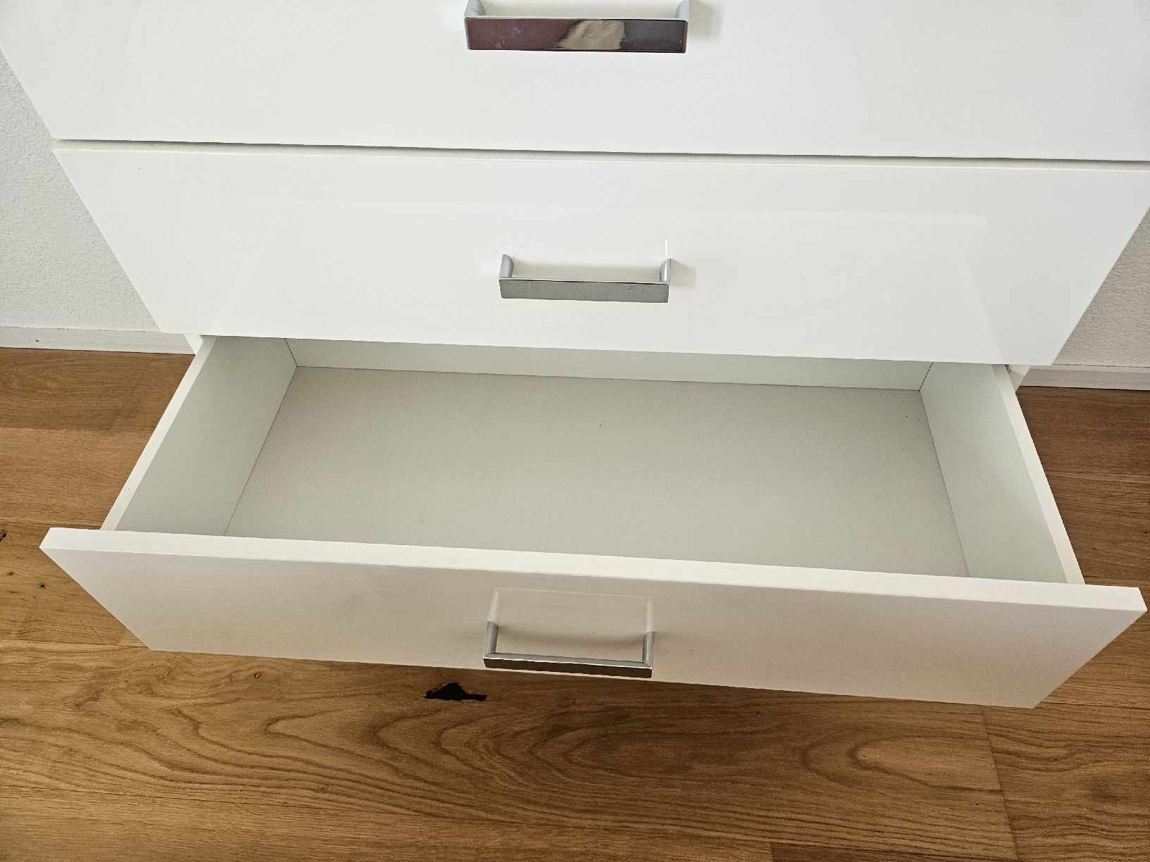 Commodes: Kommode weiss Möbel Pfister – D'occasion à Rorschacherberg par Oberhaupt79 2