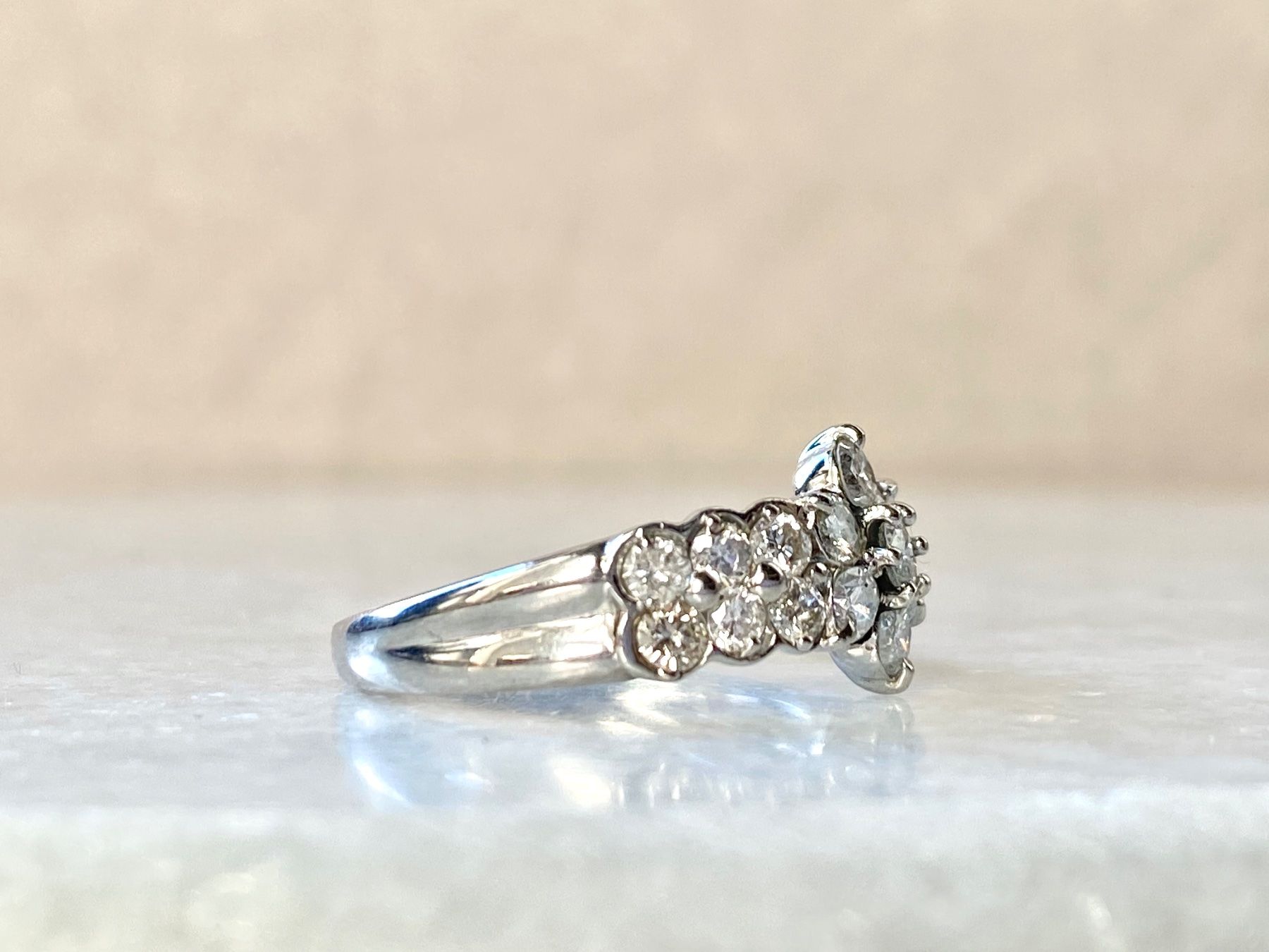 Ringe: 1ct Karat Diamant Ring aus Platin – Gebraucht aus Kriens von hannaandkiko 4