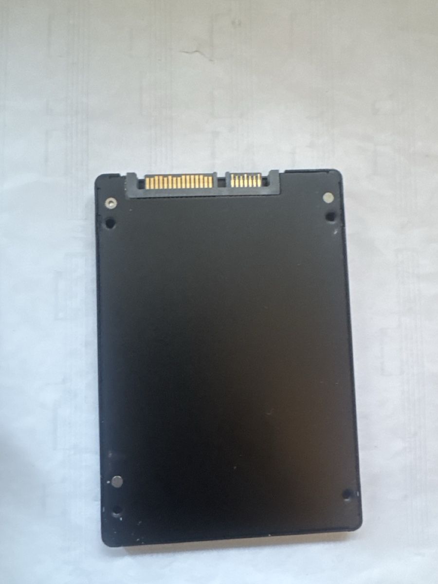 Cartes mémoire: SSD micron – D'occasion à Le Noirmont par mat_9dtx
