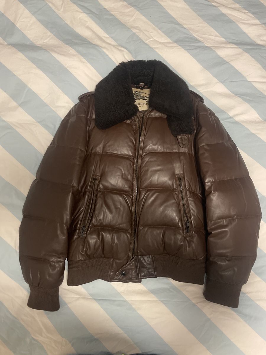 Burberry Giacche: Burberry Lederjacke mit LammfellkragenGr. M/L – Usato da Zürich venduto da Raph40