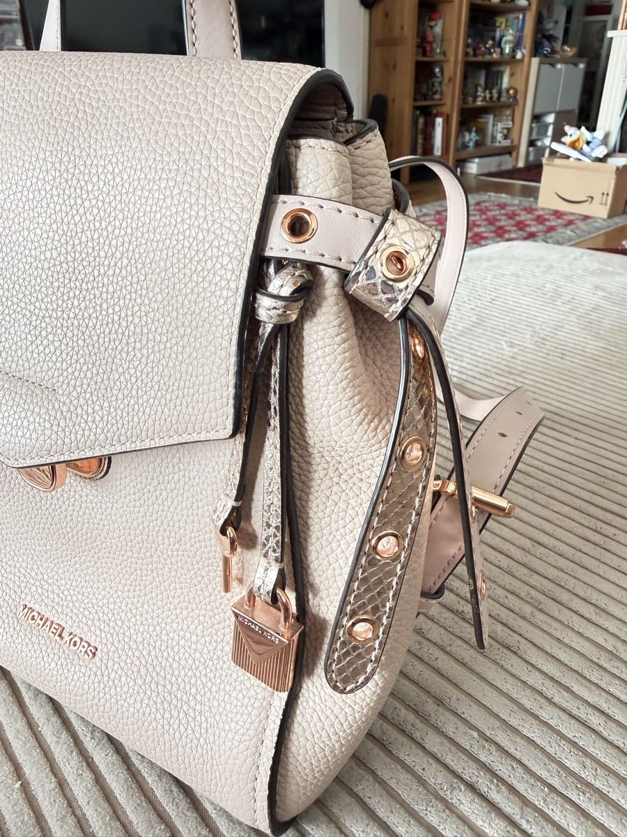 Michael Kors Zaini: Michael Kors Rucksack/Portemonnaie Set – Usato da Luzern venduto da Mytigger 3