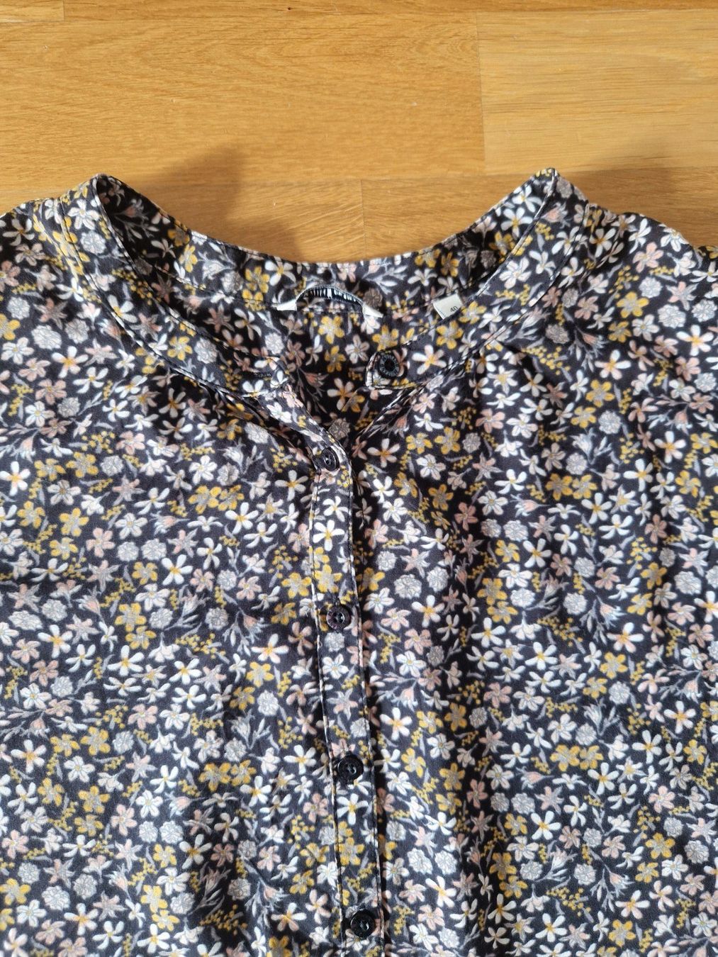 Blusen: Mustang True Denim Langarmbluse Blumenmuster Gr. 40 – Gebraucht aus Buchs Sg von Valedi 5
