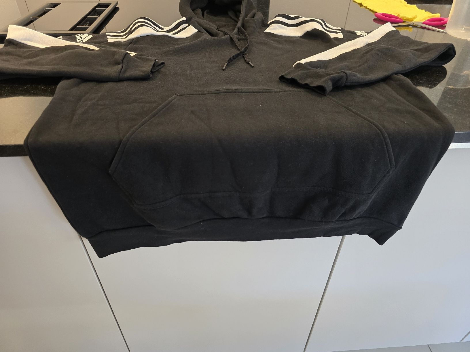 Adidas Pullover & Sweatshirts: Adidas Pullover schwarz Grösse XL neuwertig – Neu (gemäss Beschreibung) aus Derendingen von Mil_l98S 2