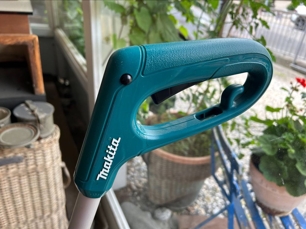 51+ Akku Rasenkantenschere Bosch, Mit hilfe unserer übersichtlichen