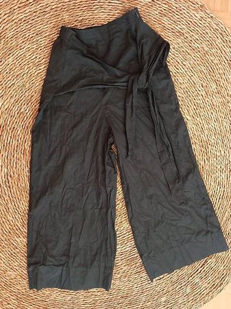 Leichte Hose mit Wrapdetail von Sisley