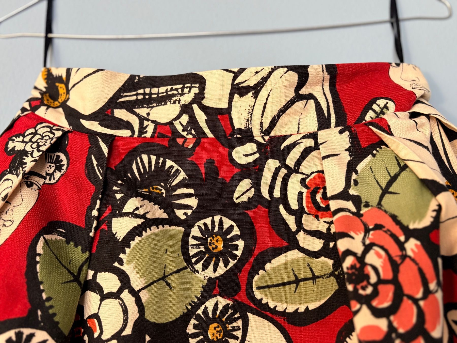 Gonne: Frida Kahlo Jupe – Usato da Malans GR venduto da stoffmass 4