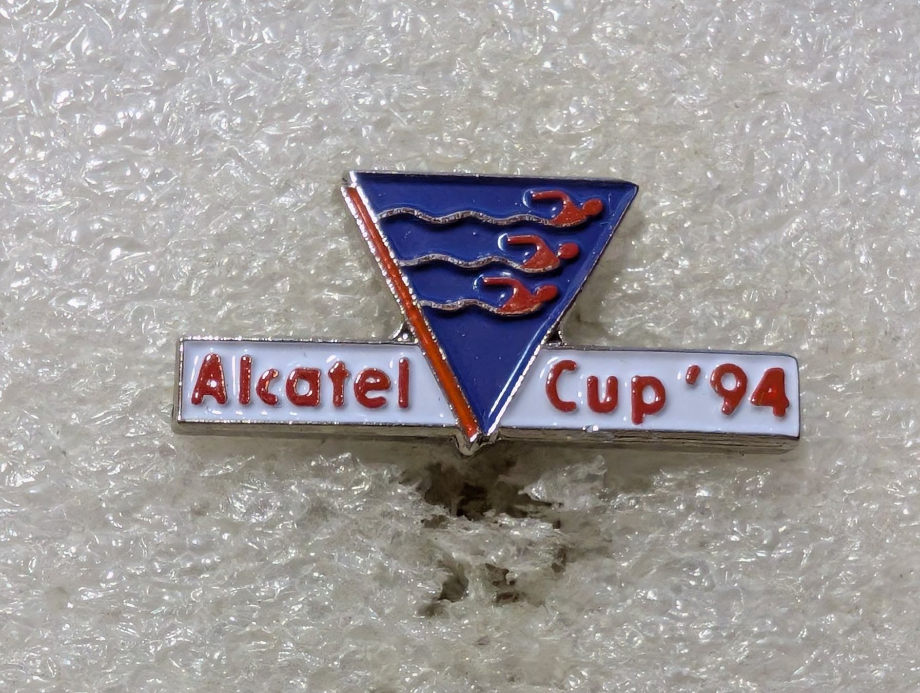 Placchette & Badge: Ansteckpin 131: Alcatel 94 – Usato da Oppligen venduto da Pin-Fall-Shop