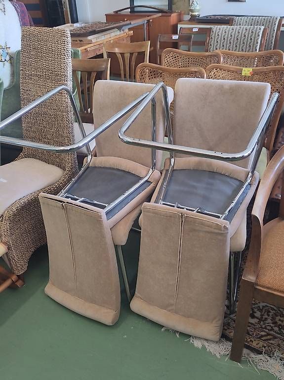 Sedie: Freischwinger Stuhl - Set 4 Stück aus Stoff – Usato da Pratteln venduto da Cartonsducoeur_bl 1