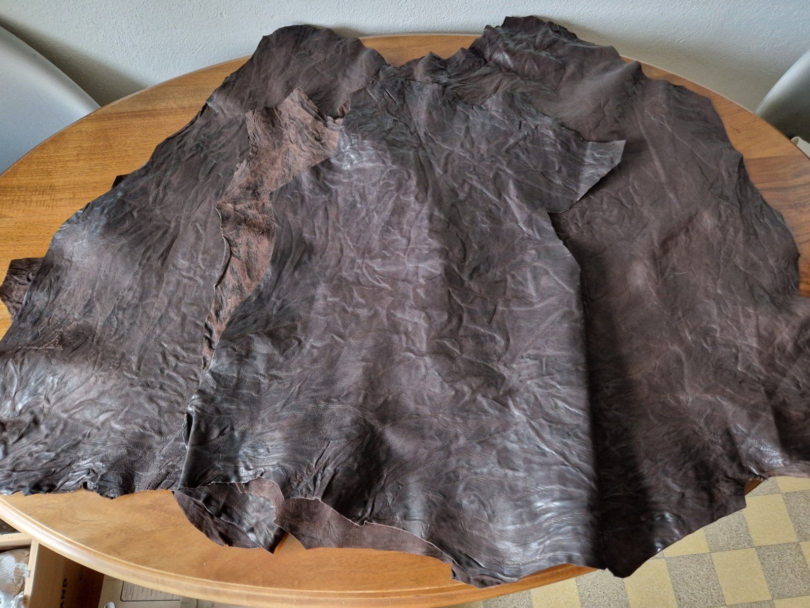 Tessuti: 3 Stück Leder – Nuovo (secondo la descrizione) da Bern venduto da Antikbatik