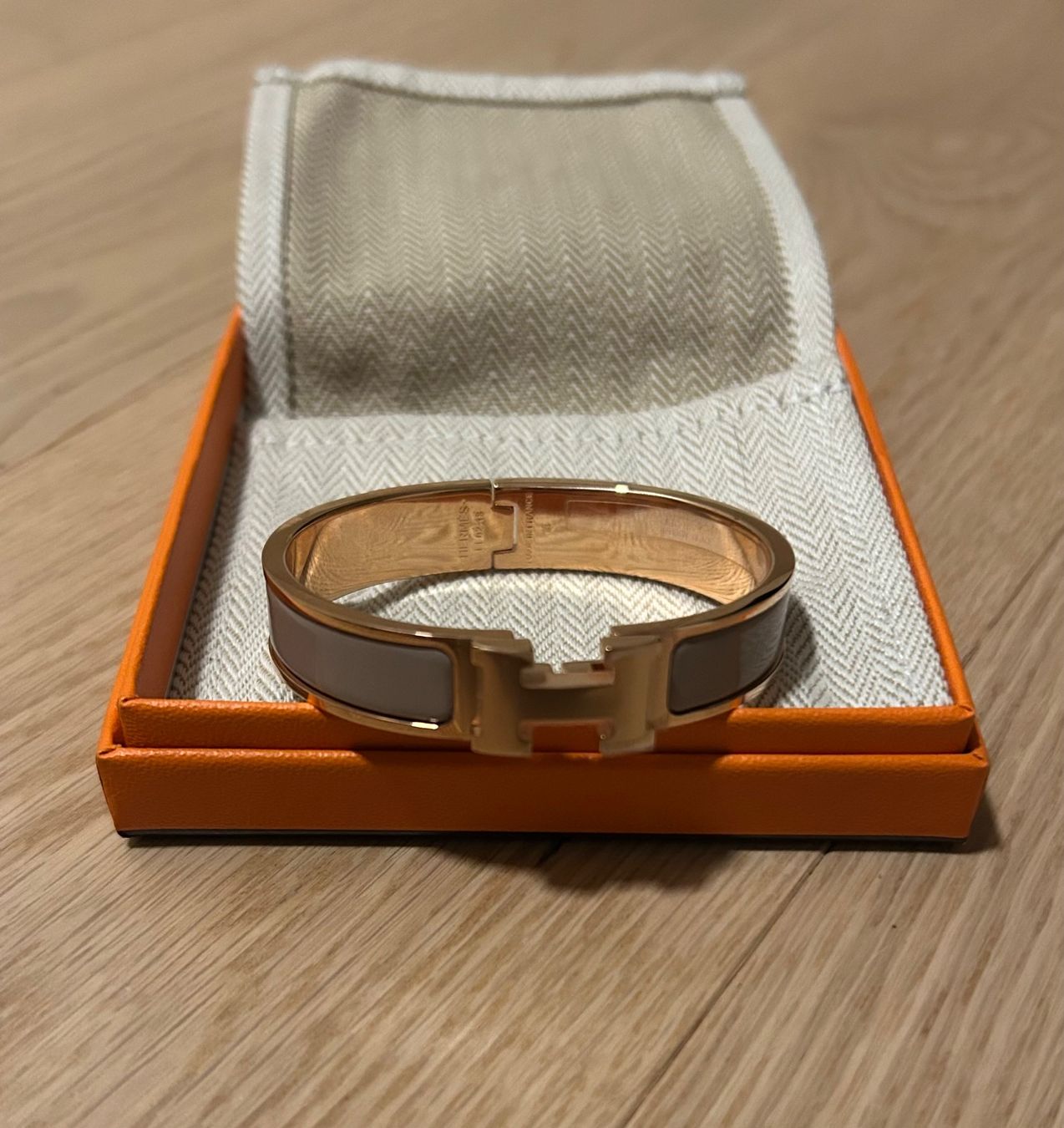 Hermès Armbänder & -reifen: Bracelet clique H Hermès – Neu (gemäss Beschreibung) aus Bassecourt von Bxt 2