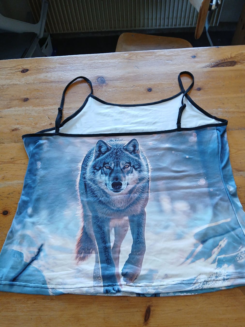 Top: 1 top neuf.Taille XXL – Nuovo (secondo la descrizione) da Miecourt venduto da Marly1 1