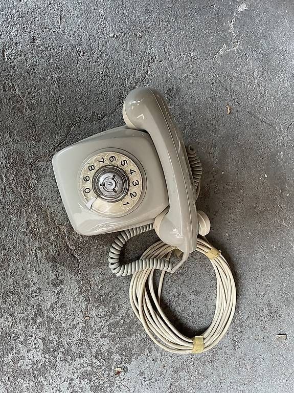 Téléphones: altes Telefon – D'occasion à Flums par mai_9fr6