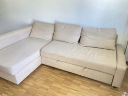 Beiges Ecksofa mit Schlaffunktion und Stauraum, gebraucht