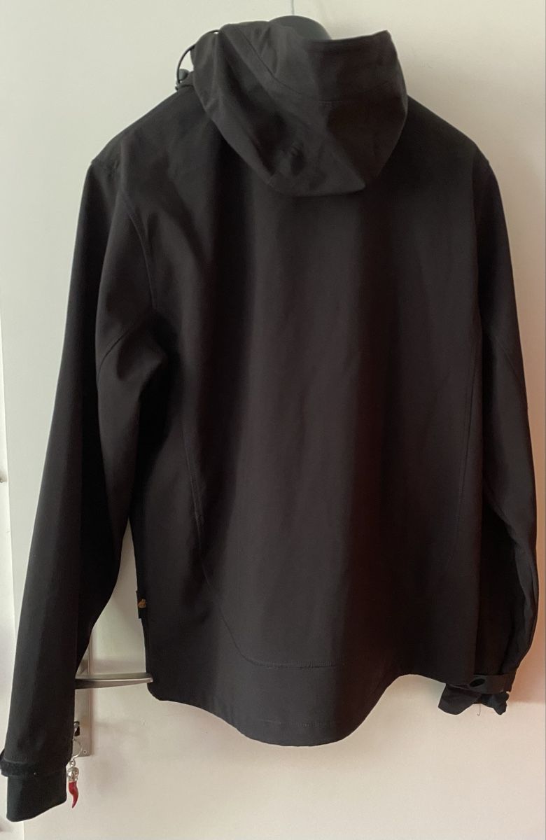 FC Basel Giacche: FC Basel 1893 Jacke Softshell schwarz Grösse Xl – Nuovo (secondo la descrizione) da Allschwil venduto da Deal_Tiger99 4
