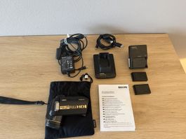 Sanyo Xacti Full HD Camcorder mit Zubehör schwarz