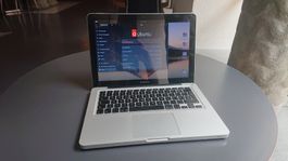 MacBook Pro 8gb 500gb Ubuntu