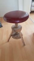 Tabouret en bois, à vis vintage