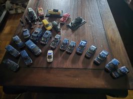 Voitures de police et autres 