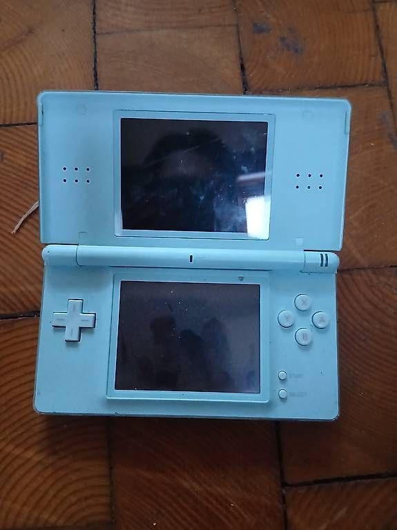 Nintendo Konsolen: Nintendo DS lite – Gebraucht aus Locarno von sch_r2rh 1