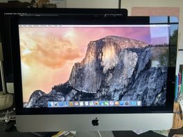 iMac Apple 21.5 Zoll 2.7 GHz i5 8 GB RAM 1.1 TB Fusion
