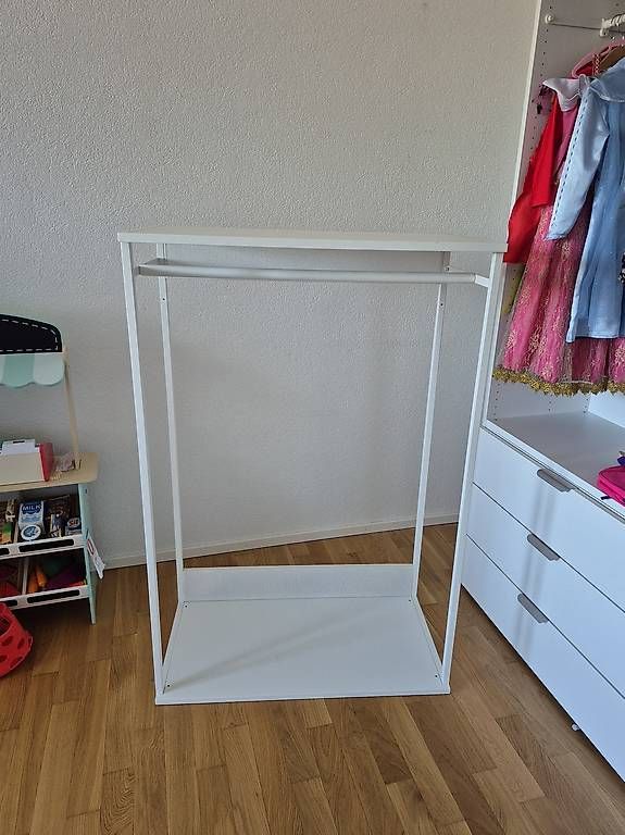 Ikea Porte manteau: Platsa Hängegarderobe – D'occasion à Basadingen par ste_vyw2 1
