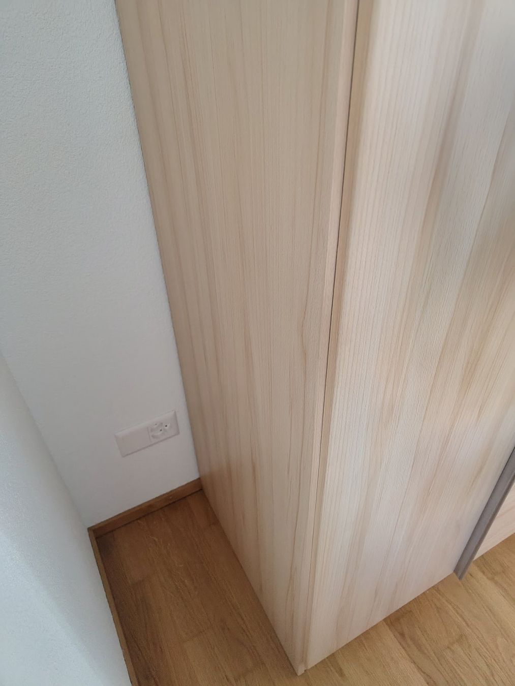 Armadi: Kleiderschrank mit Spiegel – Usato da Heerbrugg venduto da san_dr2y 6