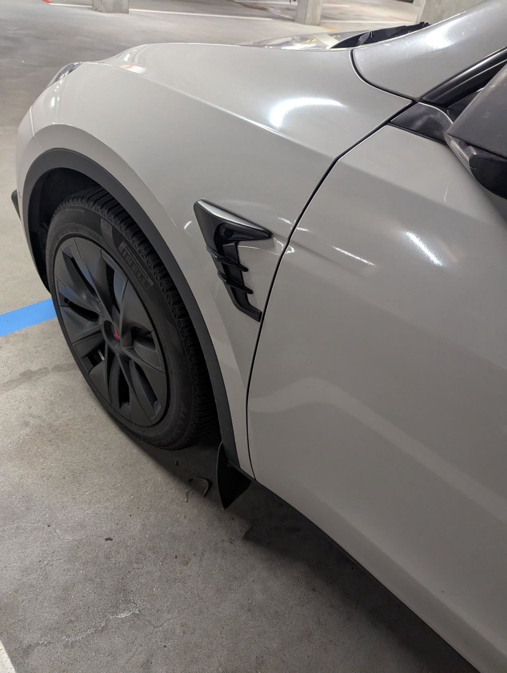 Tutti pezzi di ricambio auto: Tesla Model Y Seitenkamera Abdeckung 2 Stk. – Usato da Birsfelden venduto da DealWithStil