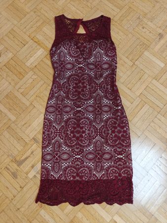 Damen Kleid bordeaux mit Spitze ärmellos guter Zustand