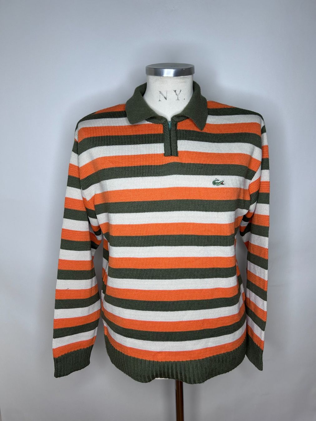 Lacoste Pulls & Sweat-shirts: Lacoste Pullover – D'occasion à St. Gallen par look-twice