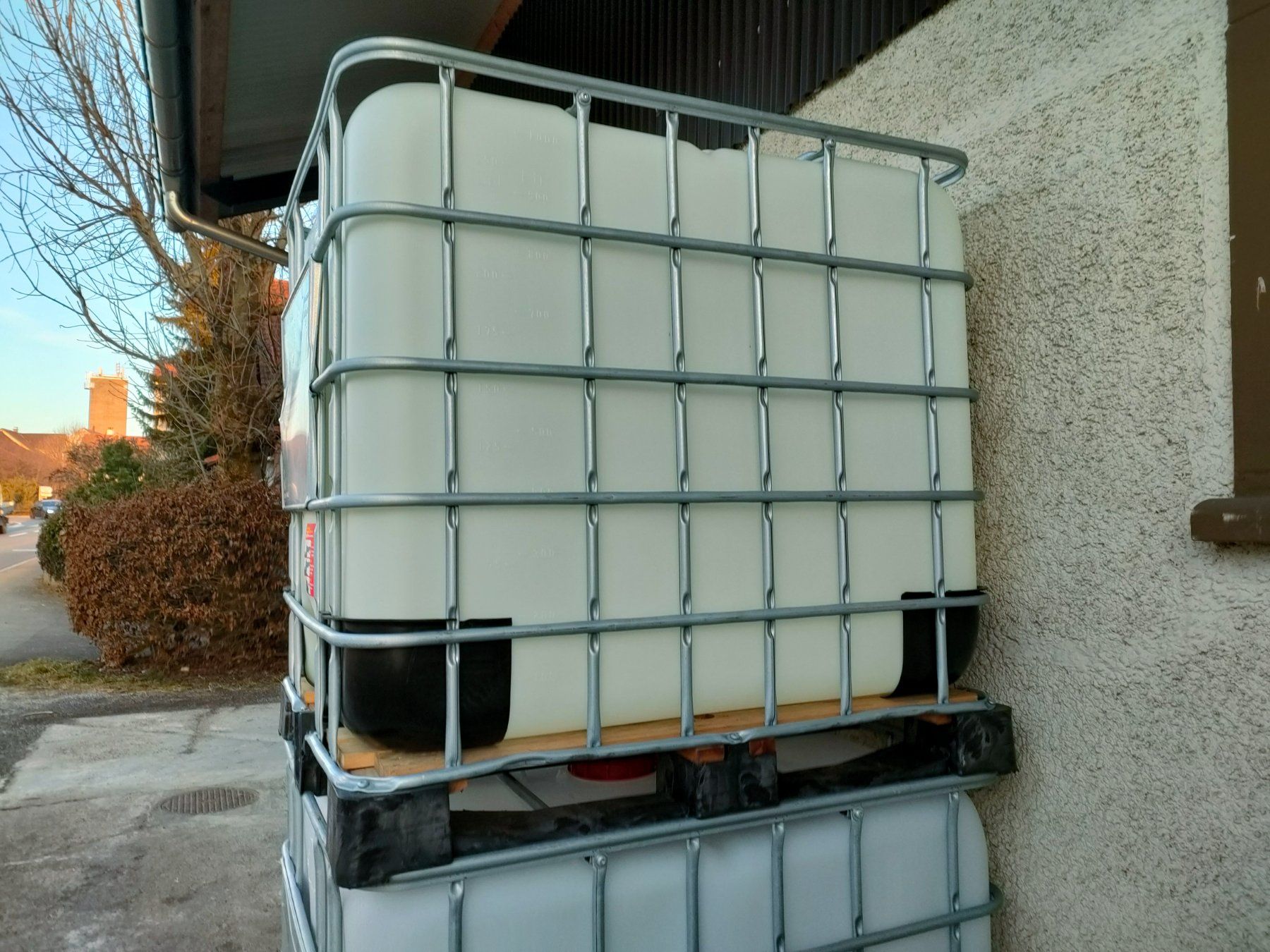 Abreuvoirs & Auges: Ibc Regenwassertank – D'occasion à Zuckenriet par baro05 1