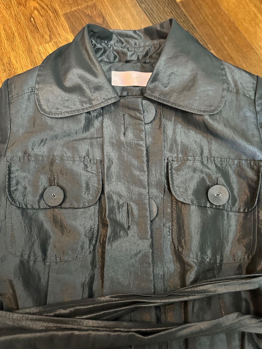 Cappotti: Trench coat – Usato da Zürich venduto da Yuece