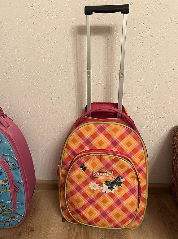 Reisekoffer: Scout Rolllkoffer – Gebraucht aus Merishausen von Yvili