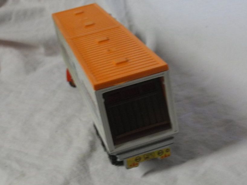 Majorette Modellautos: MAJORETTE  SAVIEM  CONTAINER-SATTELZUG  1:60  UNBESPIELT – Gebraucht aus Gurtnellen von Murmeli99 3
