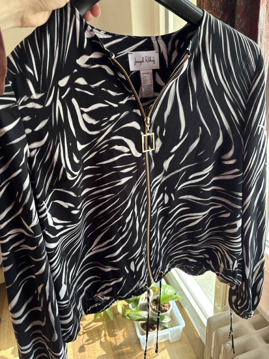 Camicette: Joseph Ribkoff Bluse – Usato da Bern venduto da LoveVintageY2K