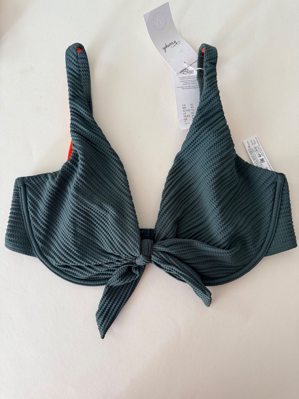 Triumph Badekleider & Bikinis: TRIUMPH, Bikini-Top SUMMER Expression, Grösse 44D, Olivgrün – Neu und originalverpackt aus Rudolfstetten von gst_g7xl