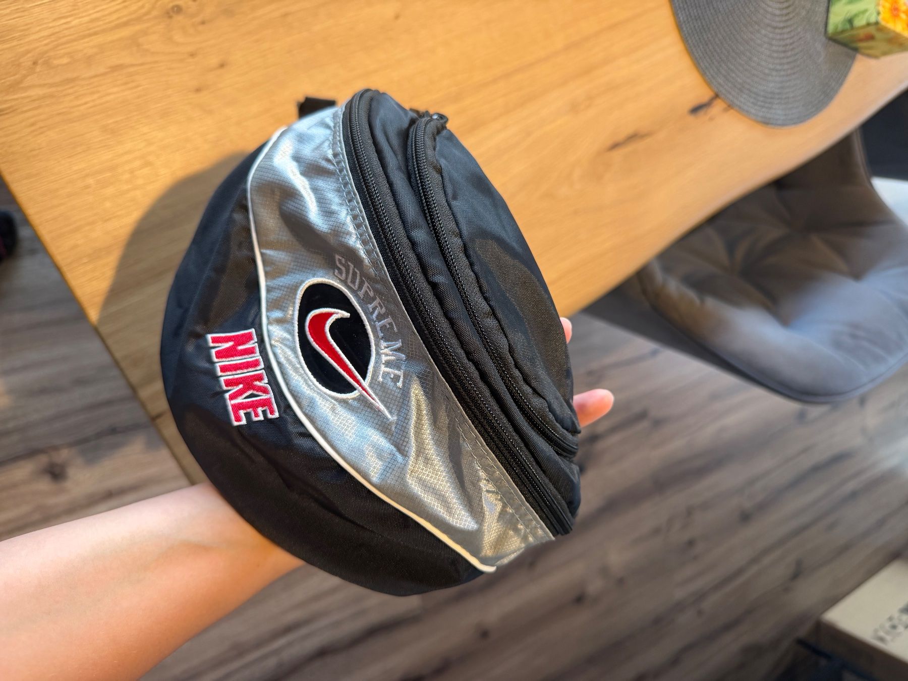 Supreme Borse: Bauchtasche Supreme x Nike – Nuovo (secondo la descrizione) da Kallnach venduto da Regenbogen44 1