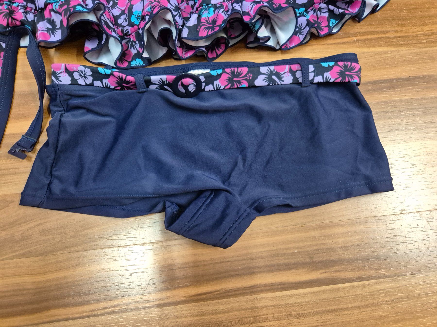 Costumi da bagno & Bikini: Bikini Set mit Blueme Muster, Gr 176 B – Usato da Schwarzenburg venduto da Flamingo07 2