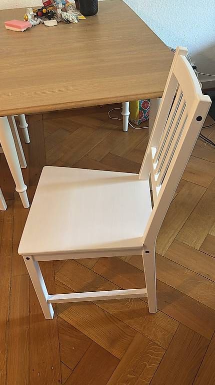 Ikea Chaises: Chaises IKEA STEFAN 2x – D'occasion à Lausanne par tom_vq5p 1