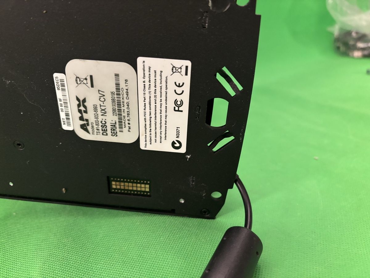Sistema di controllo: AMX Modero Touchpanel NXT-CV7 – Usato da Kilchberg ZH venduto da bionicdog 3