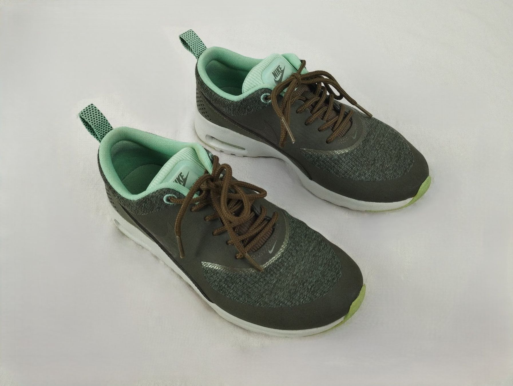 Nike Scarpe da donna: NIKE Air Max Thea Gr.37½ – Usato da Schübelbach venduto da Restwert_Schubelbach
