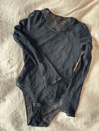 Eleganter FOGAL Body aus Spitze, schwarz, Grösse XS