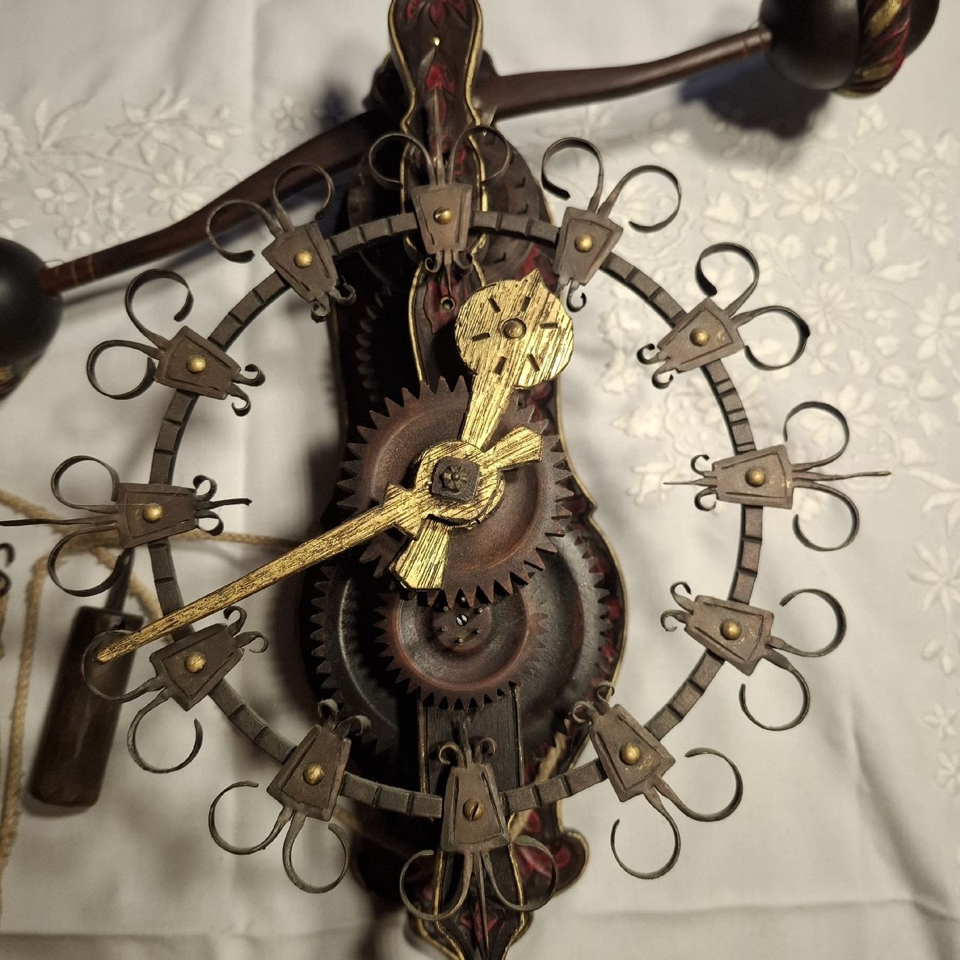 Orologi da terra & Orologi da parete: Antike Schwerkraft Uhr – Usato da Nürensdorf venduto da DANG3REUX 1