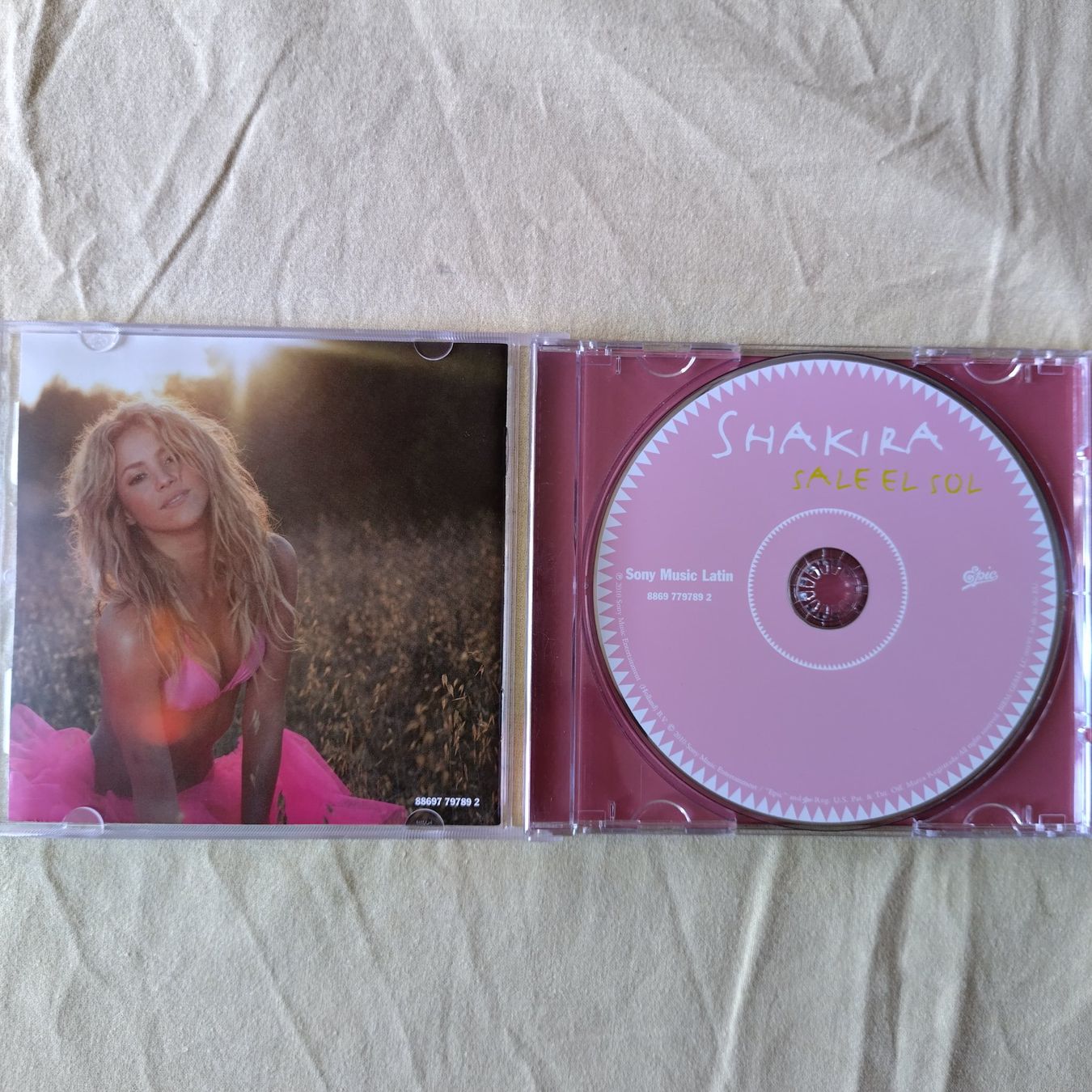 CD: CD von Shakira – Usato da Buchs venduto da mdi_mpx5 1