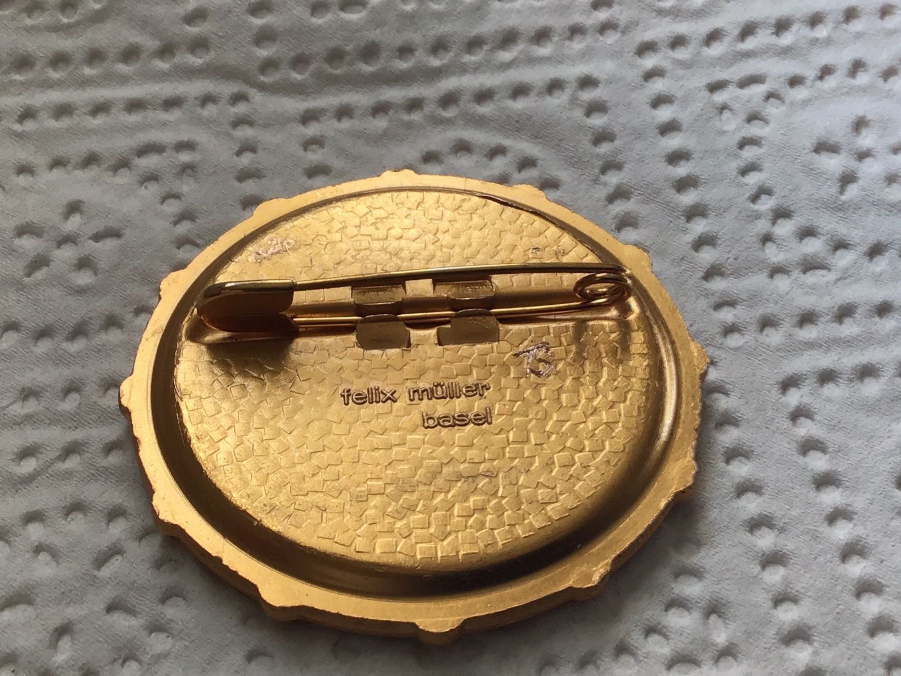 Basler Plaquettes & Badges: Blaggedde Spezial – D'occasion à Schneisingen par Drehdreher 1